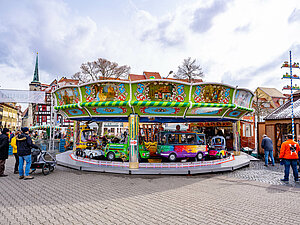 Kinder-Sportkarussell / Jürgen Stoll (Erfurt)