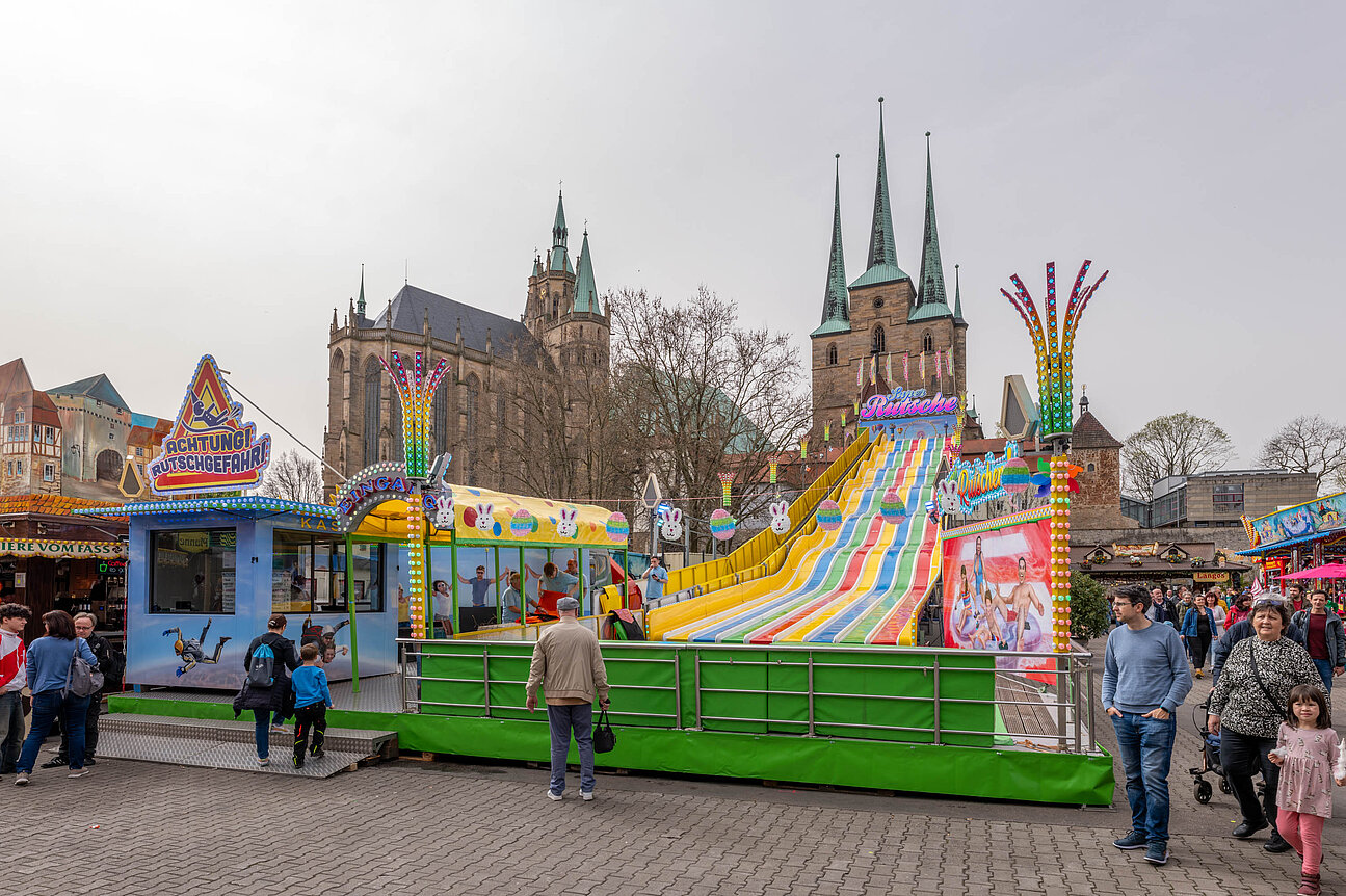 Super Rutsche / Melanie von Olnhausen (Düsseldorf)